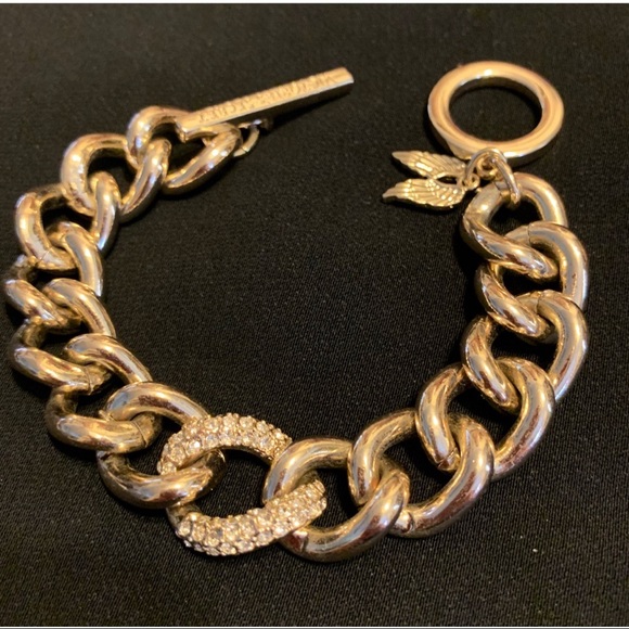 VICTORIA’S SECRET BRACELET - Picture 1 of 5